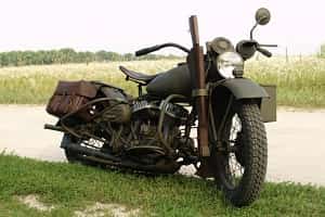 motocikl-harley-davidson-wla-42