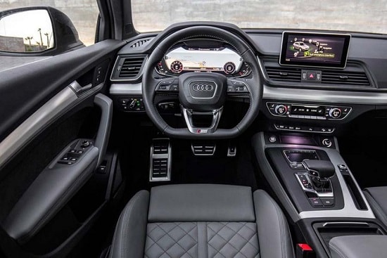 Салон Audi Q5 2 поколения