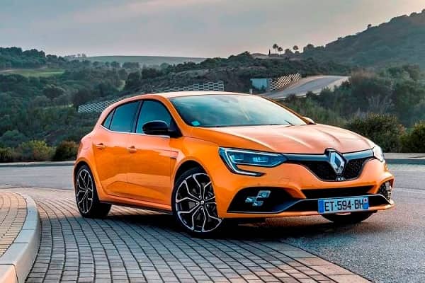 Renault-Megane-2019-года