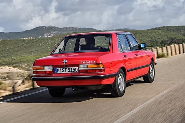 BMW 525i 1985 года