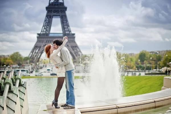 Свадебное путешествие в Париж-min